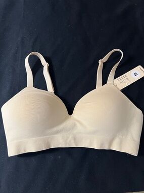 Truekind Bra Supportive Comfort Wireless Shaping Beige Size M New NWT